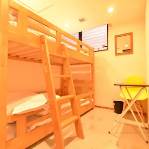 https://hostel-waqwaq-ueno-asakusa.alltokyohotels.com